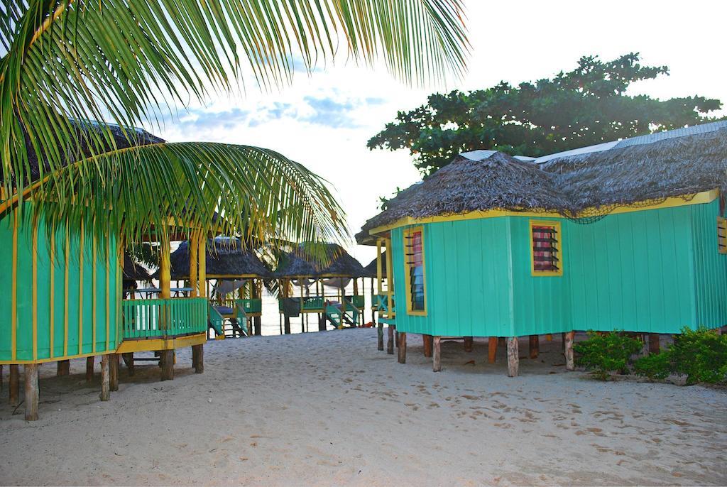 Taufua Beach Fales Lalomanu Chambre photo