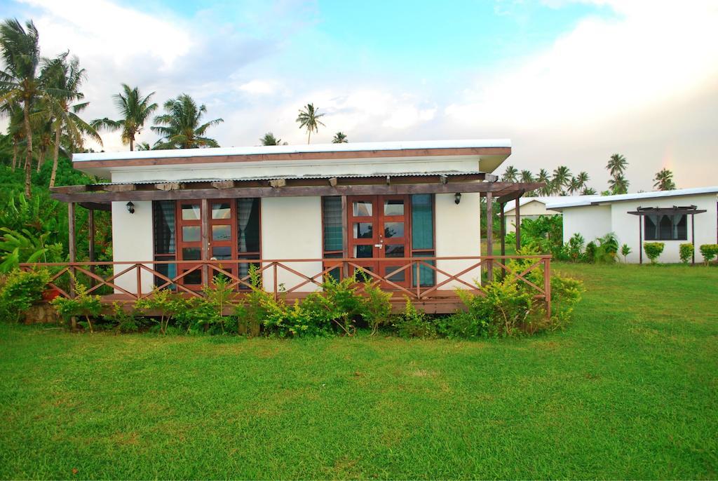 Taufua Beach Fales Lalomanu Chambre photo